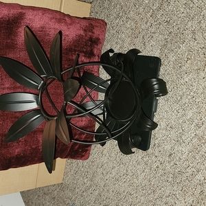 Black Yankee candle medal pineapple